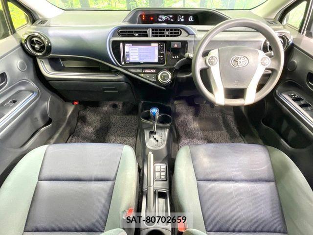 Toyota AQUA 2016-03 7325653-1