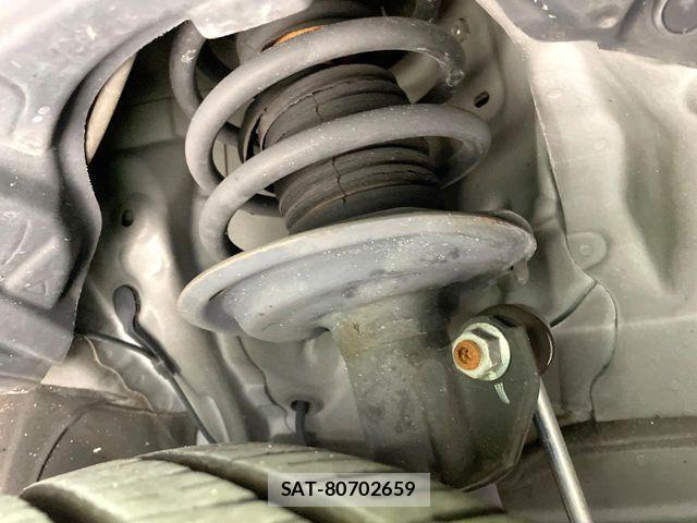 Toyota AQUA 2016-03 7325653-19