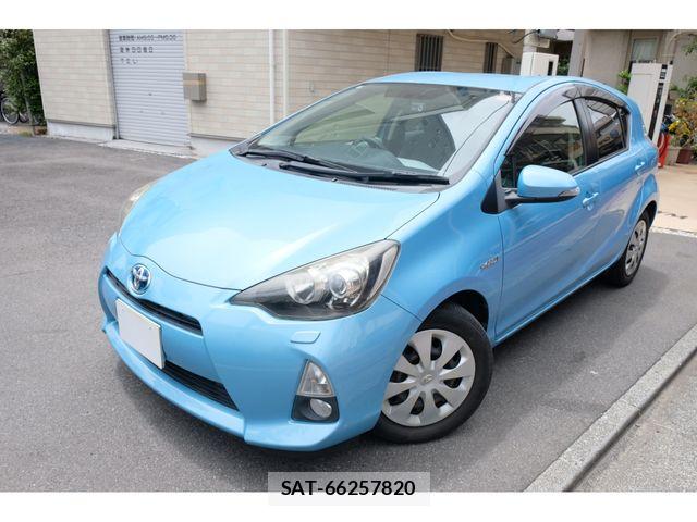 Toyota AQUA 2012-03 7325666-0