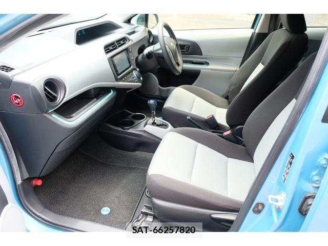 Toyota AQUA 2012-03 7325666-10