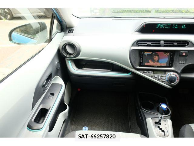 Toyota AQUA 2012-03 7325666-15
