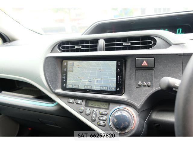 Toyota AQUA 2012-03 7325666-18