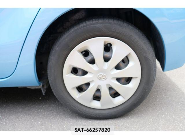 Toyota AQUA 2012-03 7325666-24