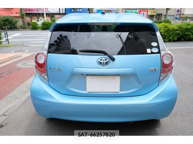 Toyota AQUA 2012-03 7325666-8