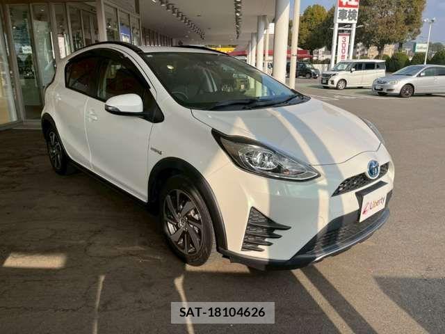 Toyota AQUA 2018-09 7325619-9