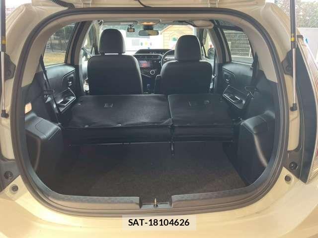 Toyota AQUA 2018-09 7325619-16