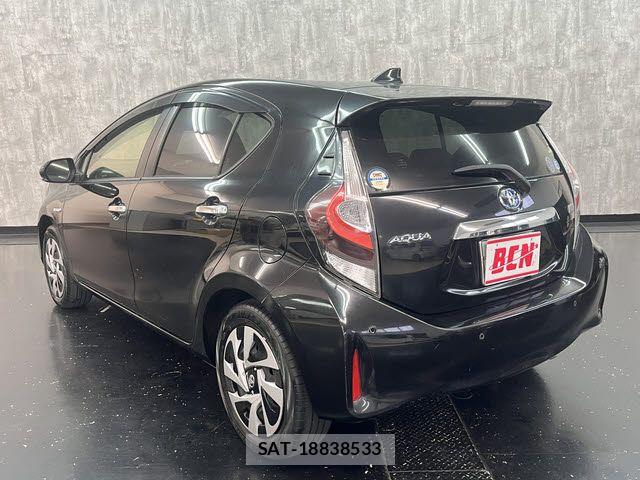 Toyota AQUA 2020-01 7325614-8