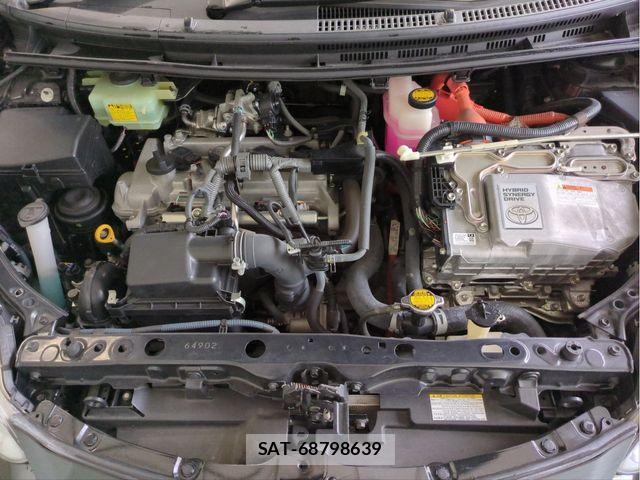 Toyota AQUA 2015-07 7325646-23