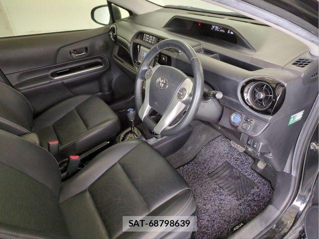 Toyota AQUA 2015-07 7325646-24
