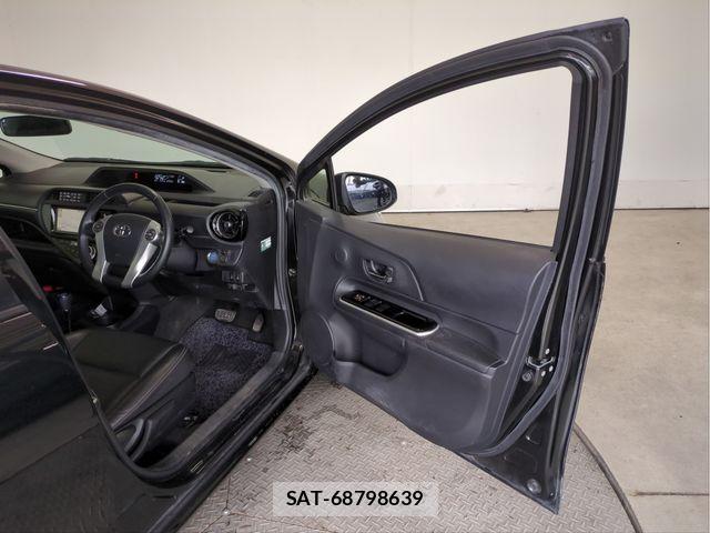 Toyota AQUA 2015-07 7325646-27