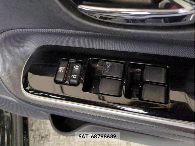 Toyota AQUA 2015-07 7325646-28