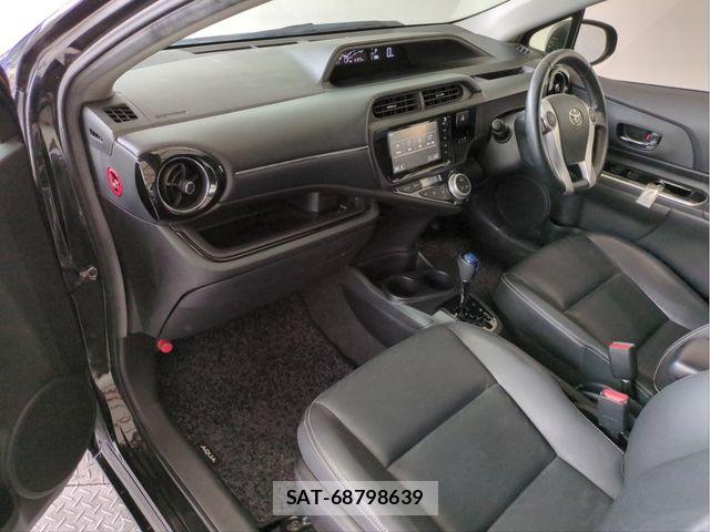Toyota AQUA 2015-07 7325646-2