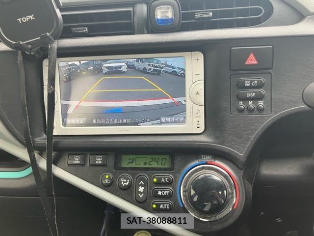 Toyota AQUA 2013-05 7325669-14