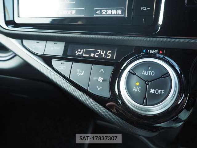 Toyota AQUA 2015-04 7325641-12