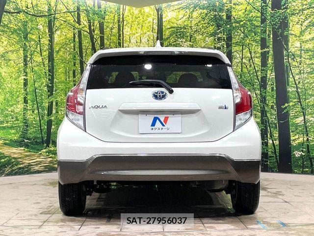 Toyota AQUA 2015-03 7325635-14