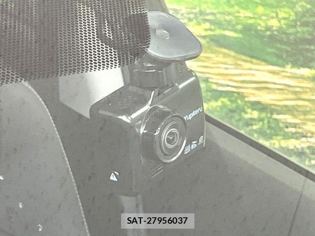 Toyota AQUA 2015-03 7325635-3