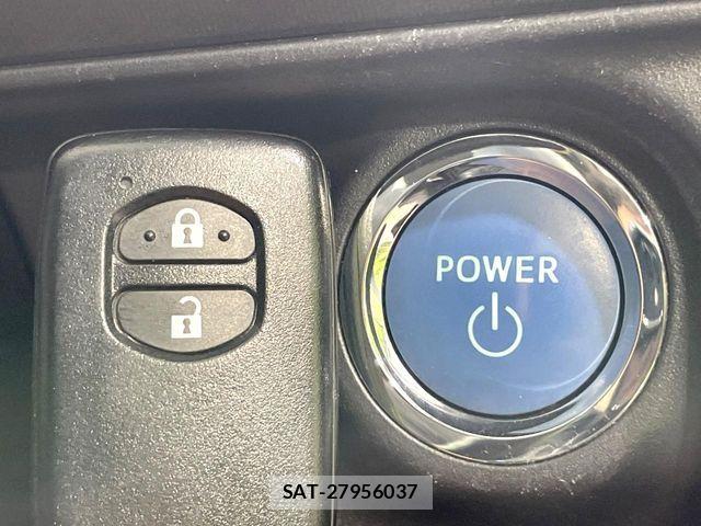 Toyota AQUA 2015-03 7325635-5
