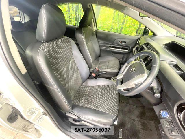 Toyota AQUA 2015-03 7325635-7