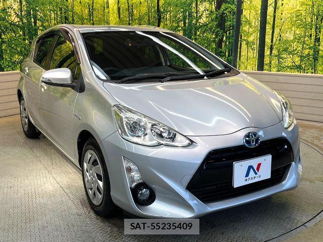 Toyota AQUA 2015-12 7325654-15
