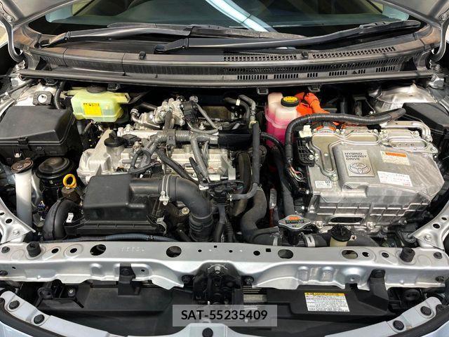 Toyota AQUA 2015-12 7325654-17
