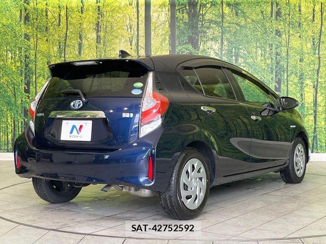 Toyota AQUA 2019-05 7325617-17
