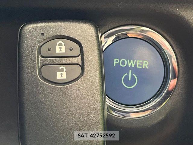 Toyota AQUA 2019-05 7325617-7