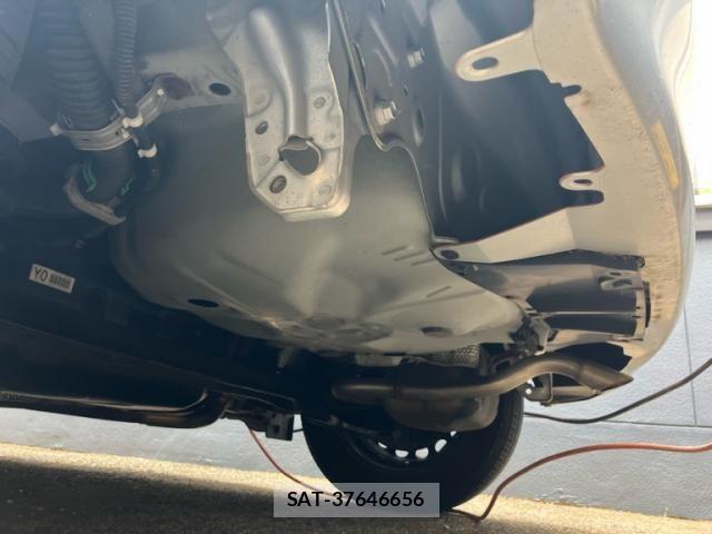 Toyota AQUA 2013-01 7325678-24