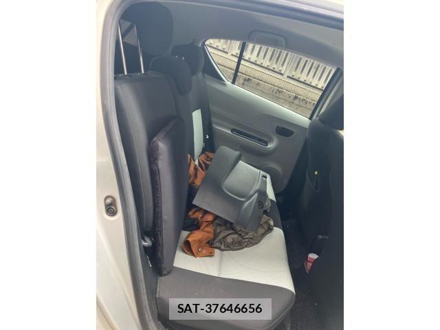 Toyota AQUA 2013-01 7325678-6
