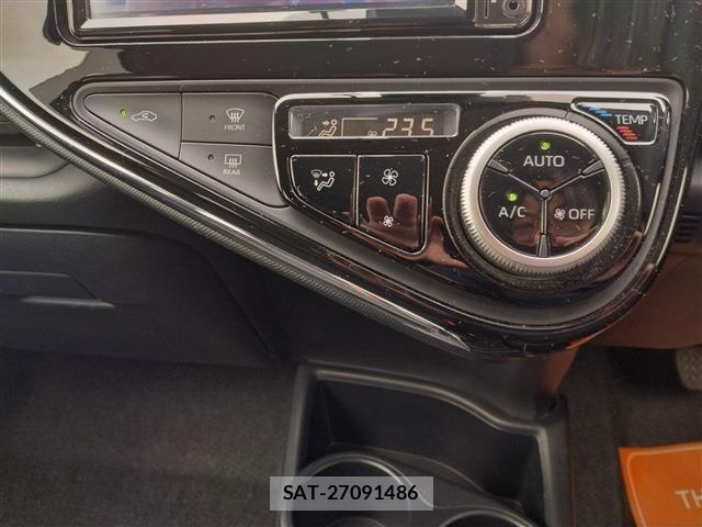 Toyota AQUA 2019-09 7325625-23