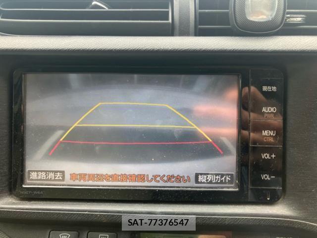 Toyota AQUA 2012-01 7325671-17