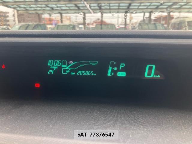 Toyota AQUA 2012-01 7325671-19