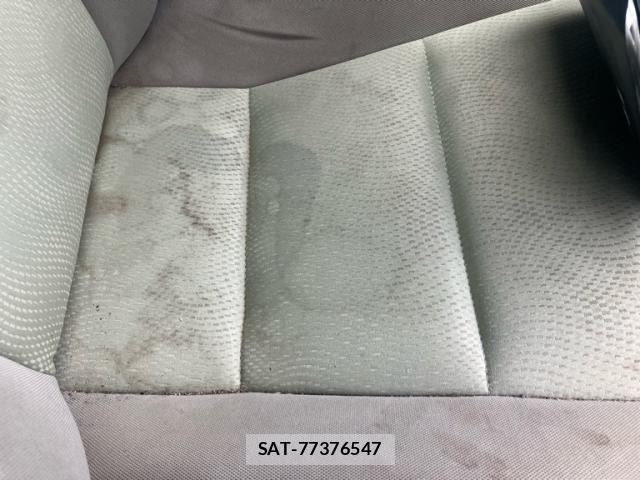 Toyota AQUA 2012-01 7325671-23