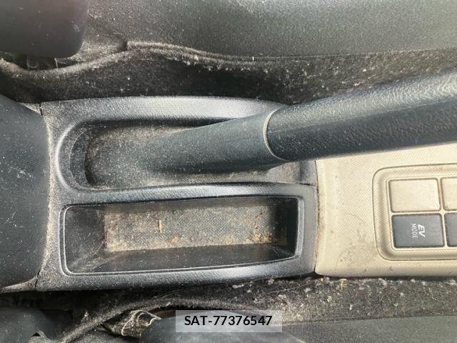 Toyota AQUA 2012-01 7325671-25