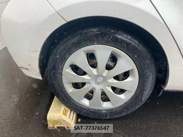 Toyota AQUA 2012-01 7325671-5
