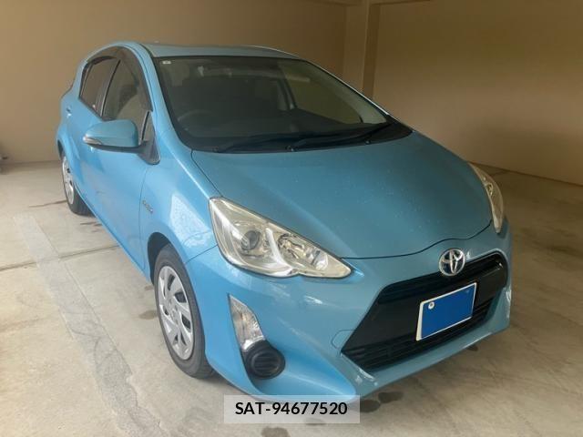 Toyota AQUA 2015-03 7325659-0