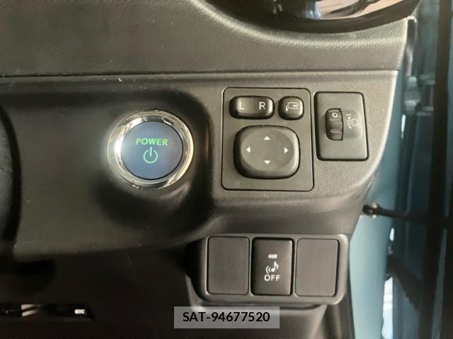 Toyota AQUA 2015-03 7325659-13