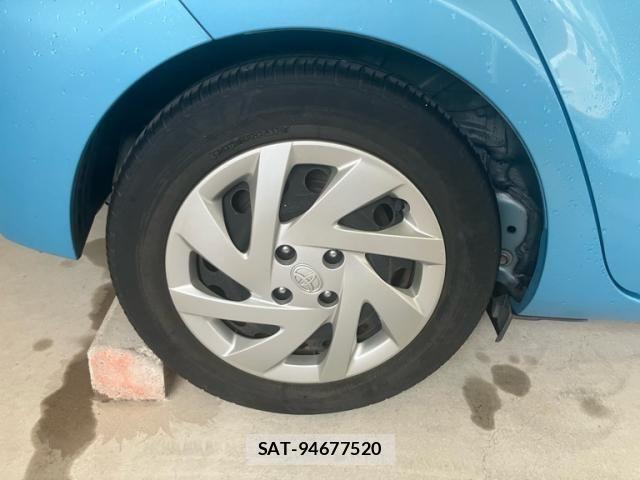 Toyota AQUA 2015-03 7325659-5
