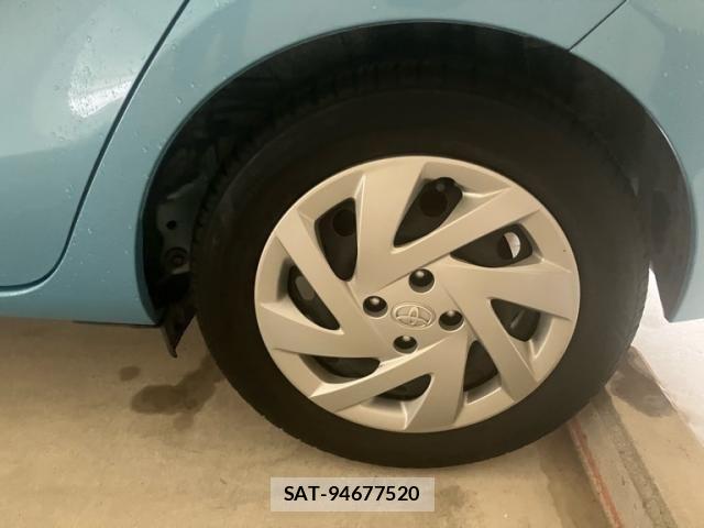 Toyota AQUA 2015-03 7325659-7
