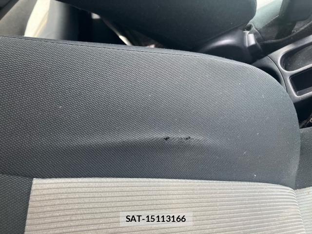 Toyota AQUA 2012-06 7325675-16