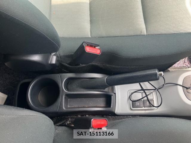 Toyota AQUA 2012-06 7325675-21