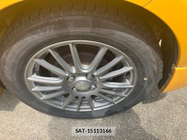 Toyota AQUA 2012-06 7325675-8