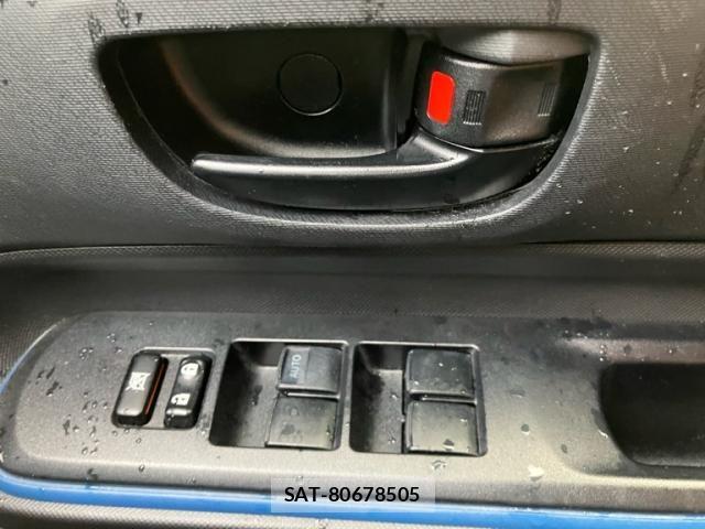 Toyota AQUA 2013-10 7325662-13