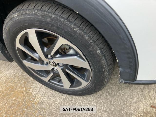 Toyota AQUA 2018-07 7325658-2