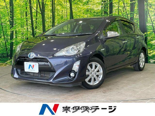 Toyota AQUA 2015-08 7325638-0