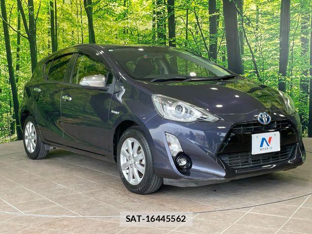 Toyota AQUA 2015-08 7325638-15
