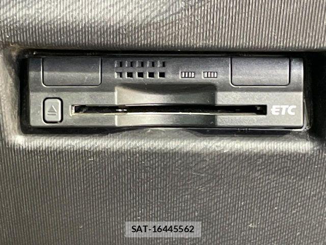 Toyota AQUA 2015-08 7325638-4