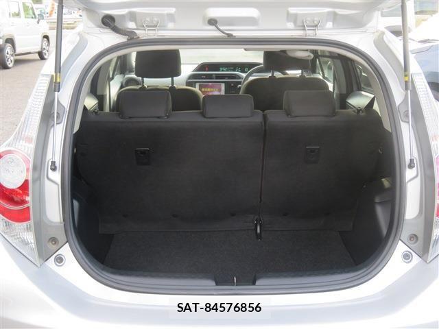 Toyota AQUA 2013-01 7325664-22