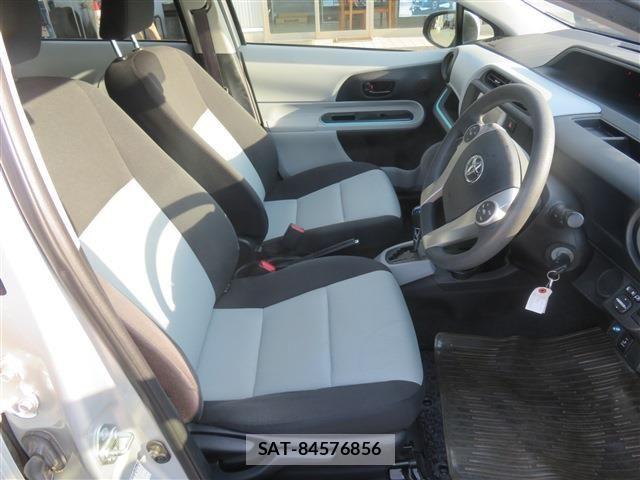 Toyota AQUA 2013-01 7325664-4