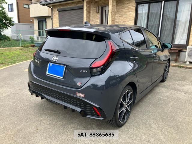 Toyota AQUA 2025-07 7325608-10