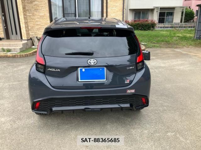 Toyota AQUA 2025-07 7325608-8